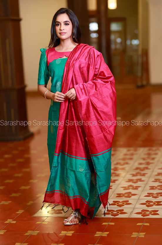 Harini Raw silk Feeding Salwar set