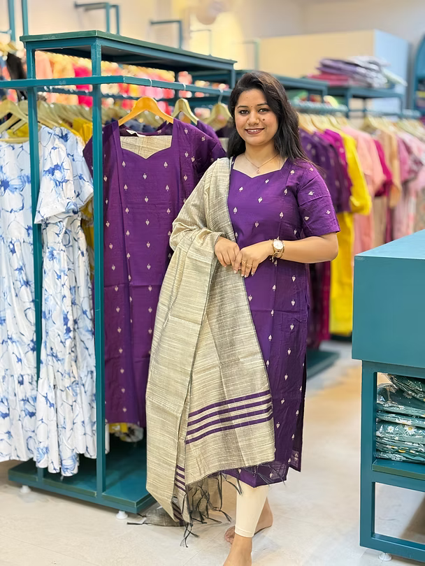 Aarudhra Raw silk Non Feeding Salwar set