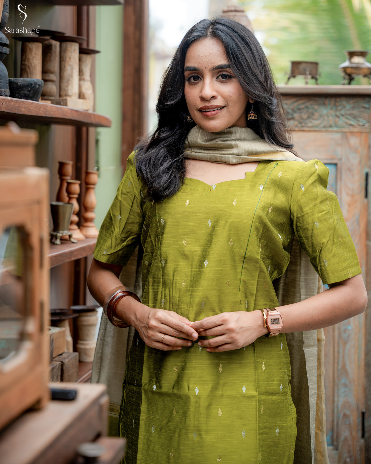 Bairavi Raw silk Feeding Salwar Set (Top & Dupatta )