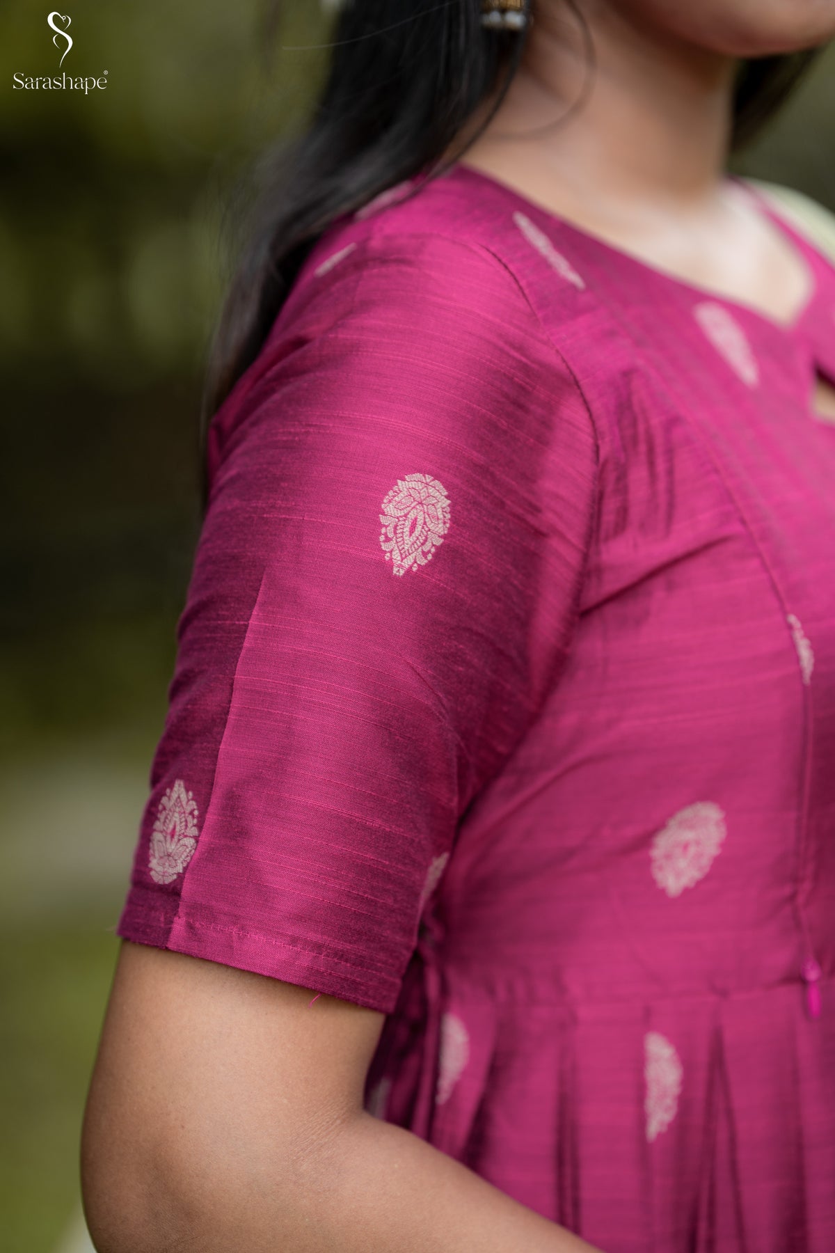 Dheivanai Raw silk Festive Feeding Maxi