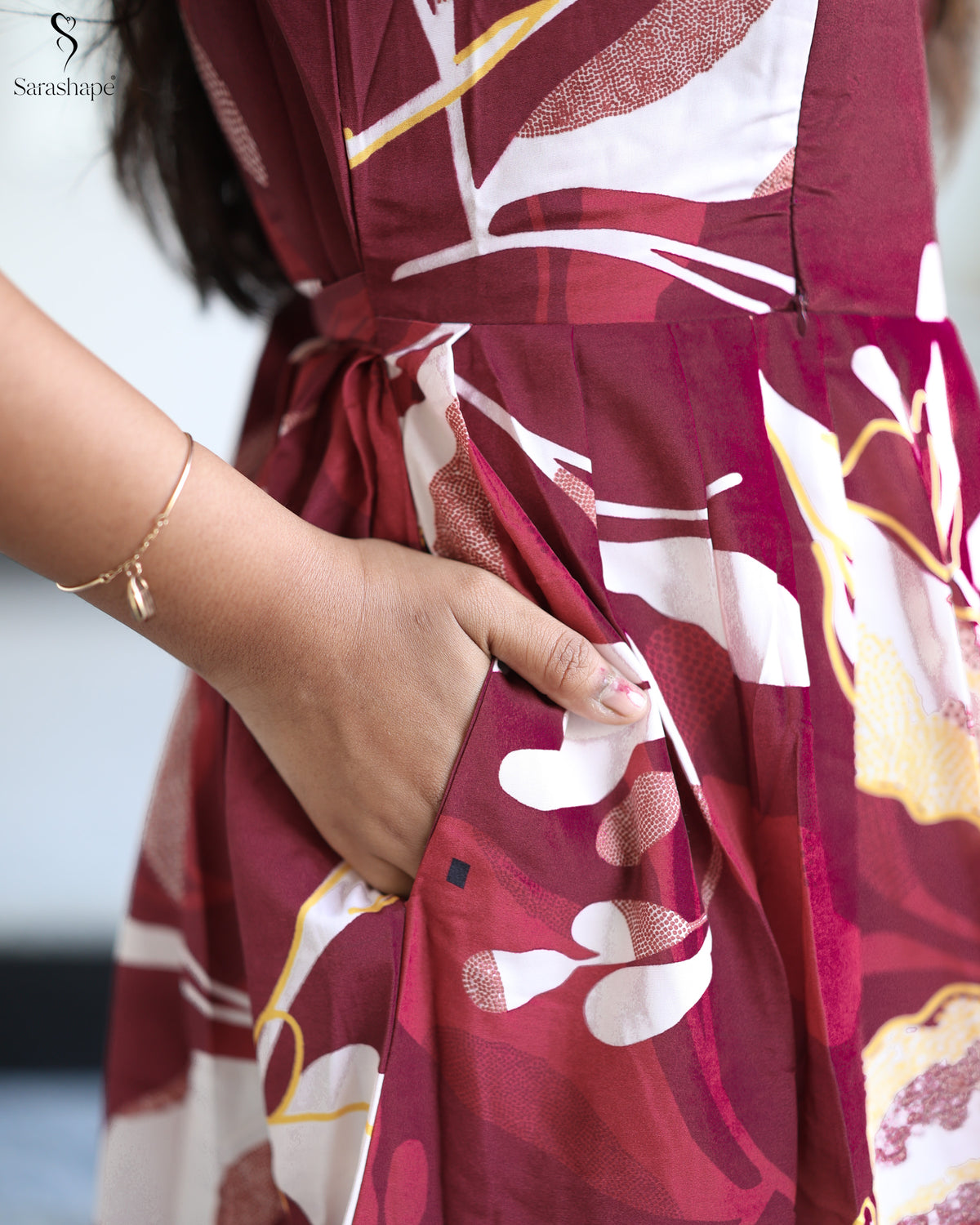 Manimegalai Feeding Soft Cotton Maxi