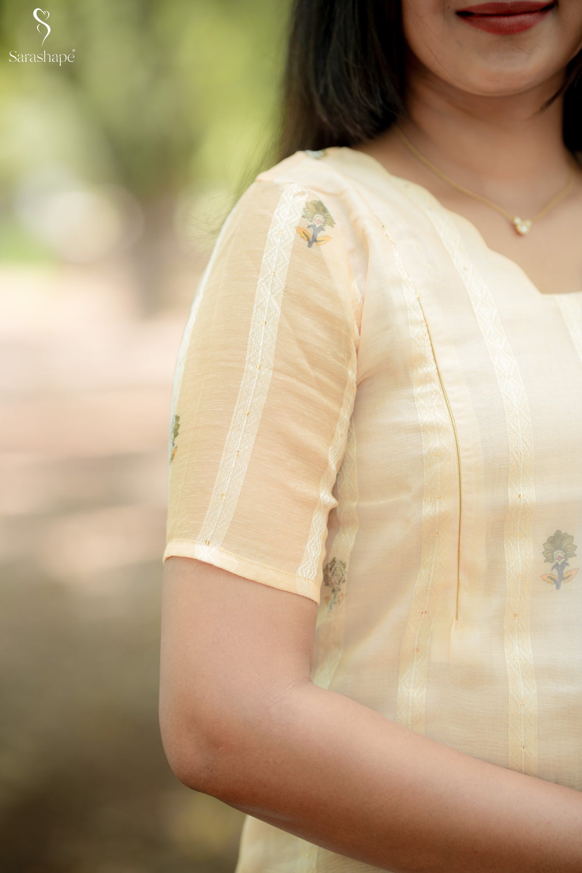 Pavalamalli Linen Feeding Salwar Set ( Top & Dupatta )