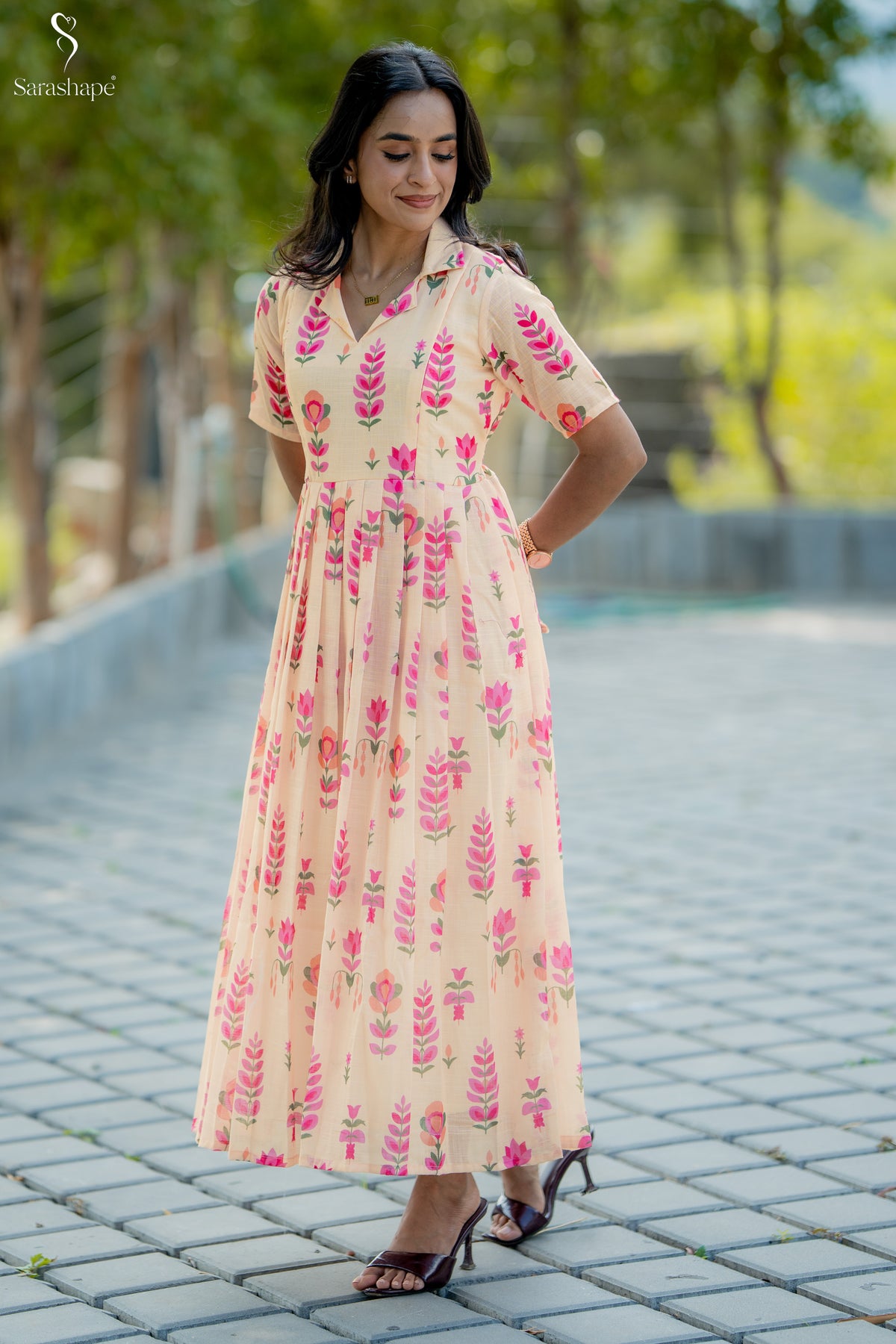 Vasundhra Linen Feeding Maxi