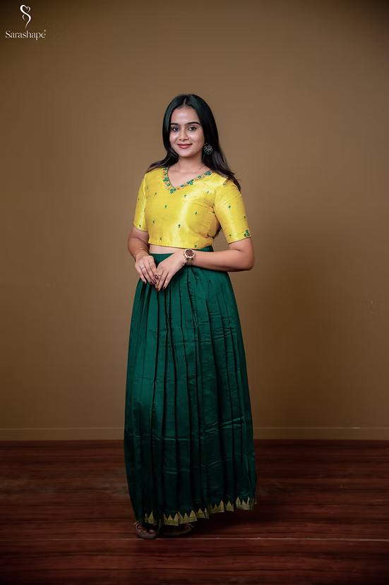 Hrithaya Aari Work Festive Feeding(Skirt & Top)