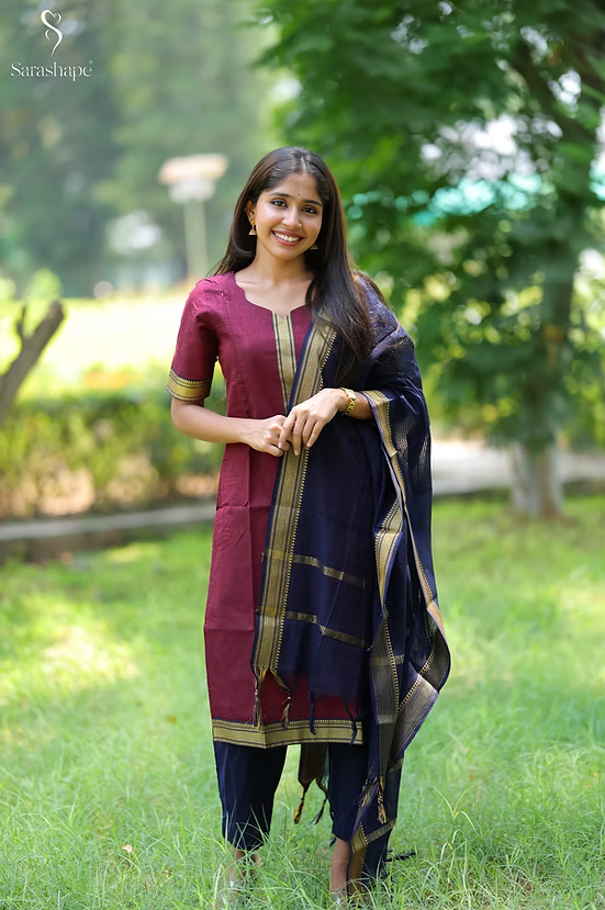 Isai Mangalgiri Feeding Salwar set