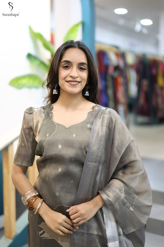 Yamuna Butti silk Feeding Salwar set