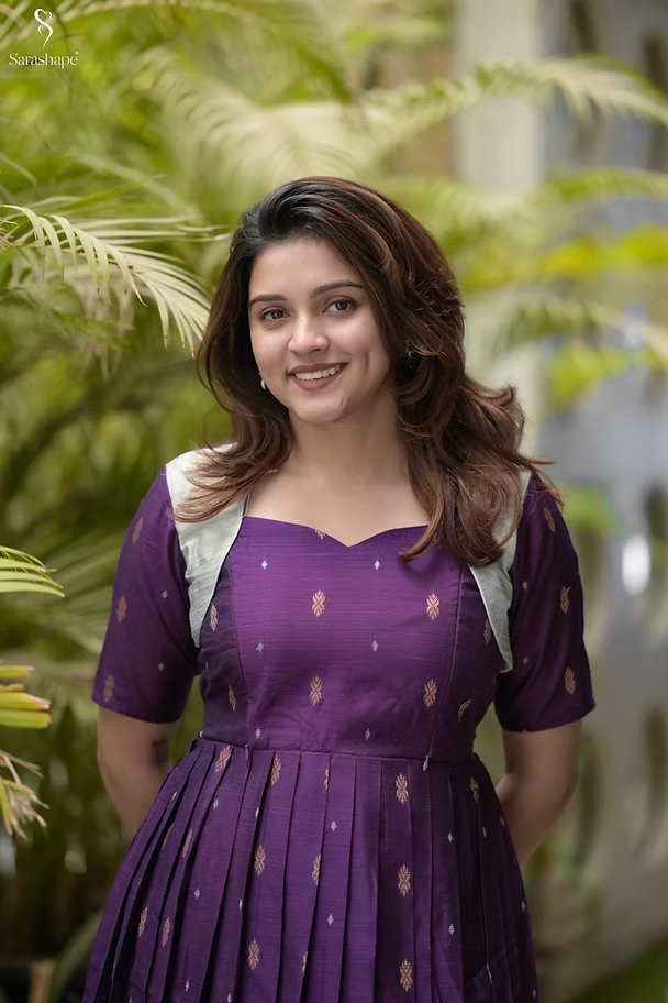 Nilambari Raw silk Feeding Maxi
