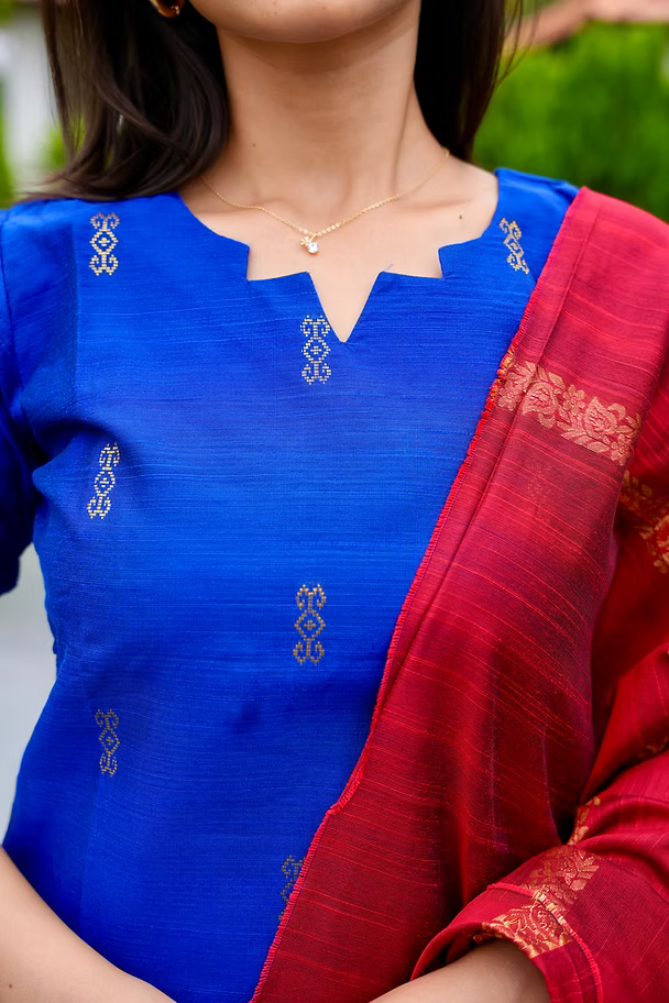 Aarani Raw silk Non Feeding salwar set