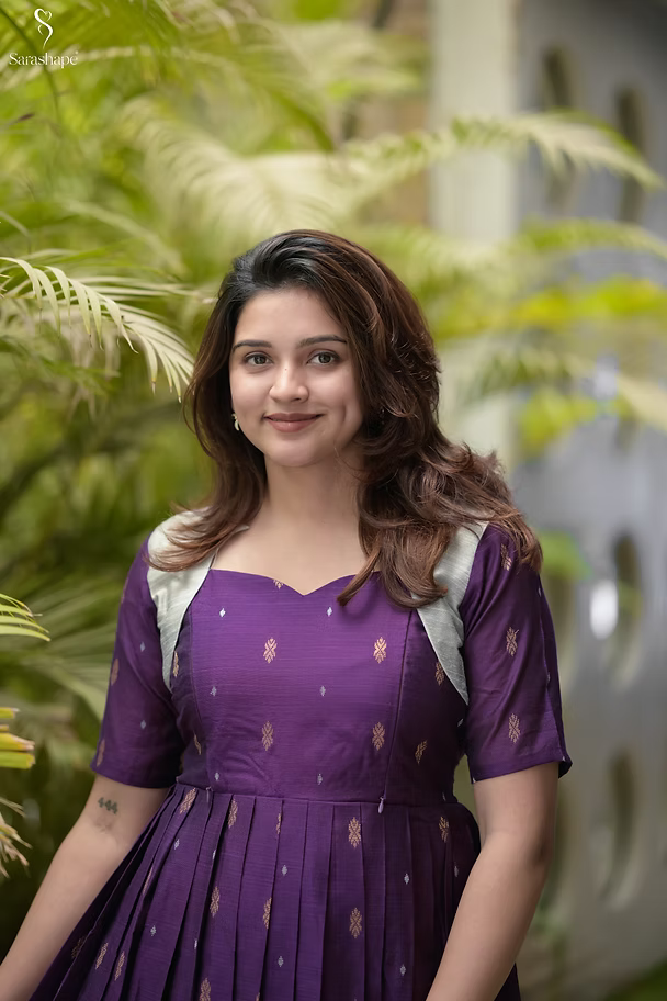 Nilambari Raw silk Feeding Maxi