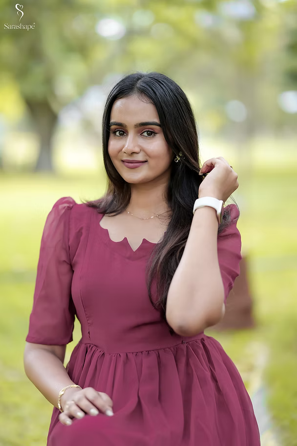 Vizhi Georgette Non Feeding maxi