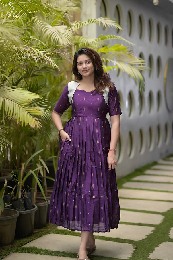 Nilambari Raw silk Non Feeding Maxi