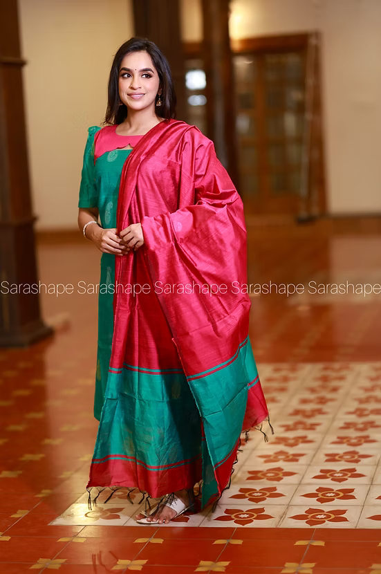 Harini Raw silk Feeding Salwar set