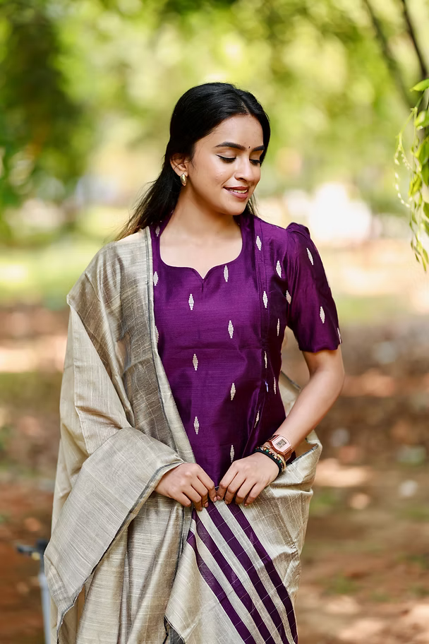 Yutika Raw silk Festive Feeding Salwar Set ( Top & Dupatta)